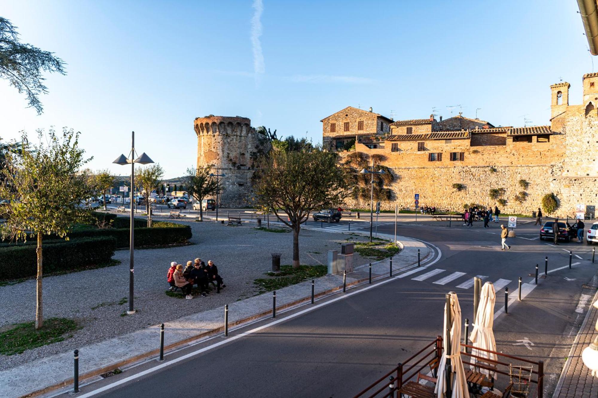Bellavista Free Parking City Center San Gimignano Exteriér fotografie