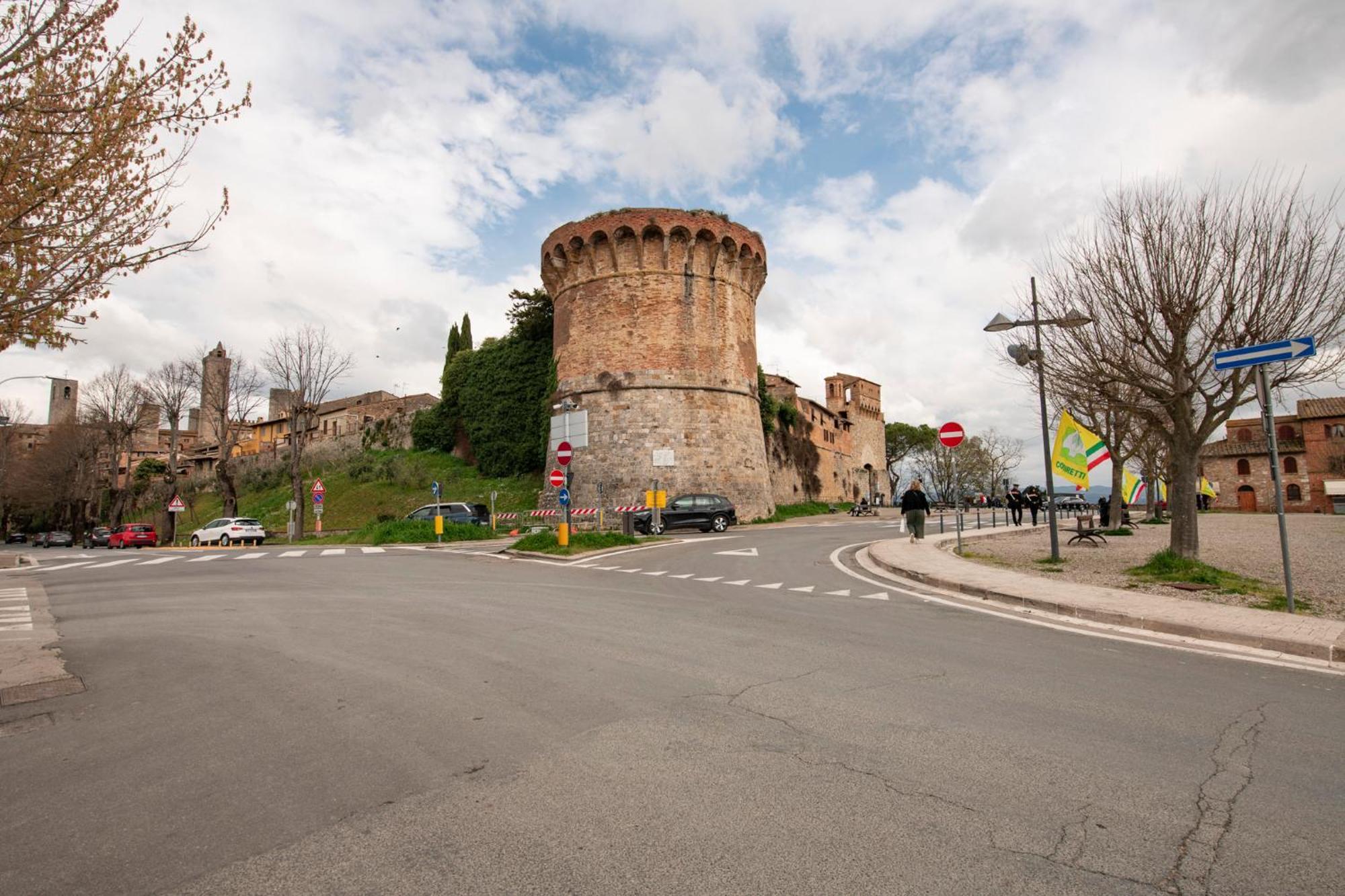 Bellavista Free Parking City Center San Gimignano Exteriér fotografie